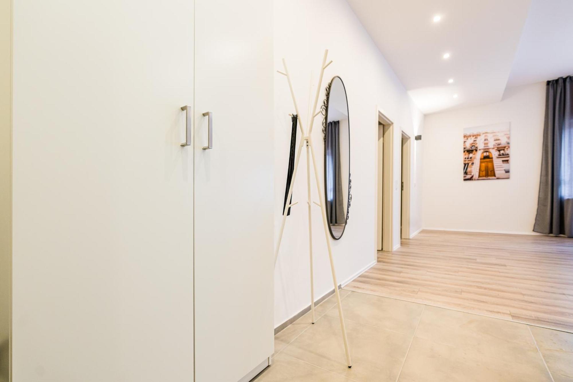 Comodo Apartments Solingen Quarto foto